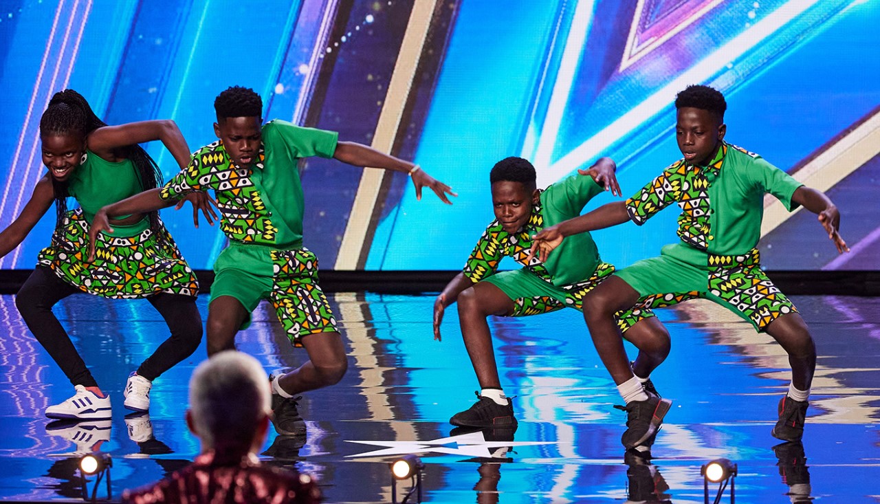 Shakira invites triplets Ghetto kids to perform with her at her Halftime show of the World cup