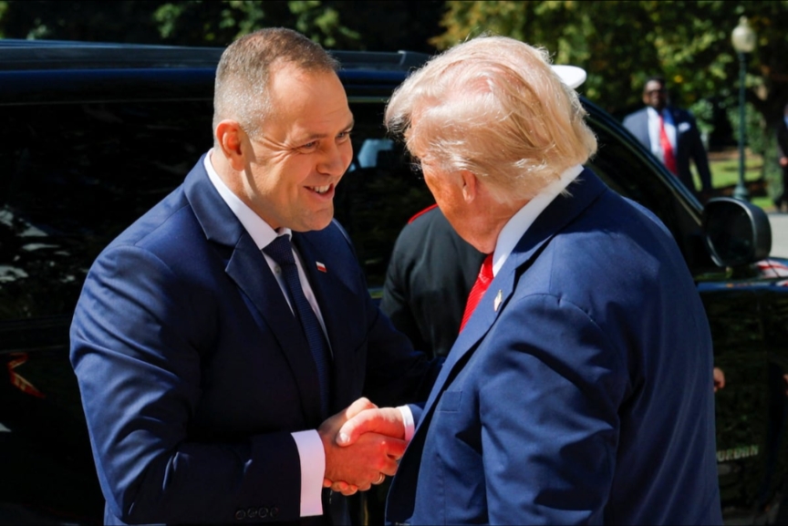 Trump Announces Deployment of 5,000 More U.S. Troops to Poland